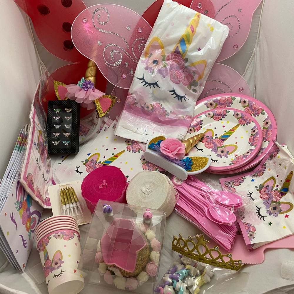 Unicorn birthday party kit